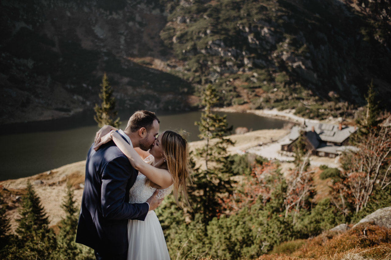 sesja slubna w karkonoszach