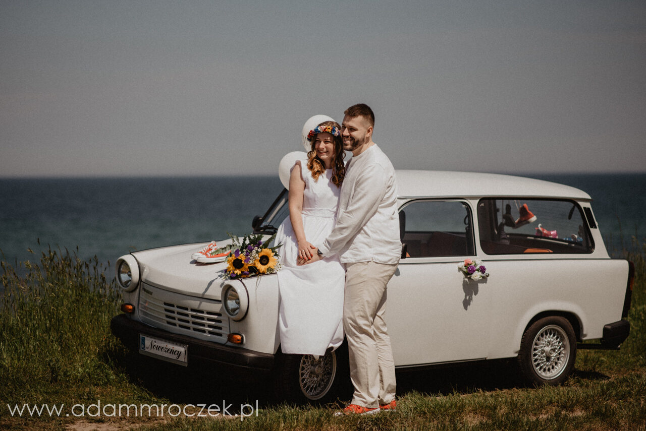 sesja ślubna nad morzem