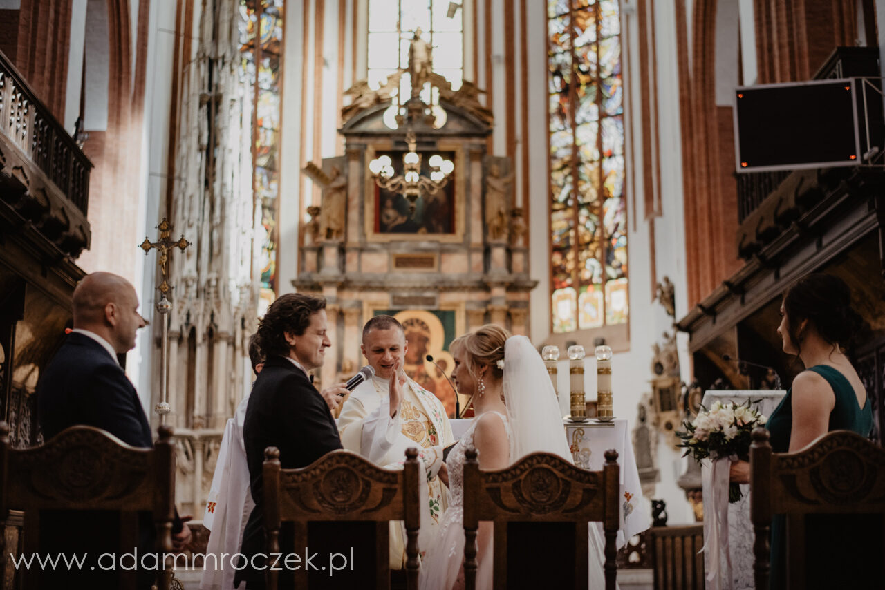 kościół garnizonowy, ślub, zdjęcia ślubne, fotografia