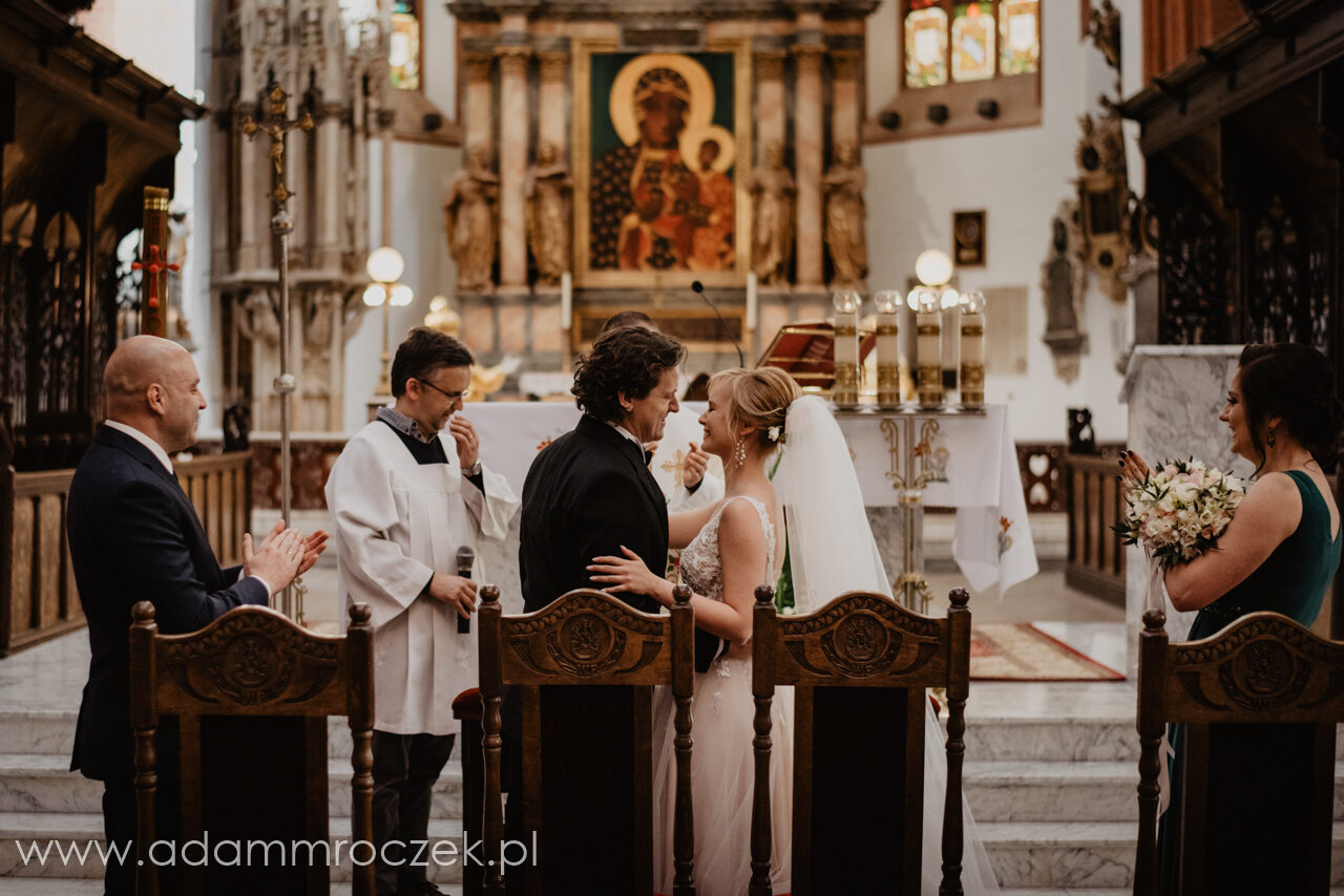 kościół garnizonowy, ślub, zdjęcia ślubne, fotografia