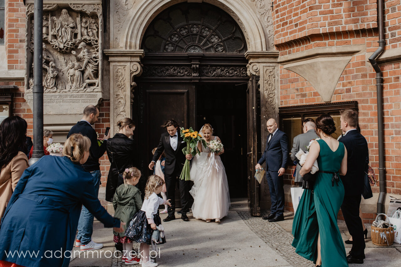 kościół garnizonowy, ślub, zdjęcia ślubne, fotografia