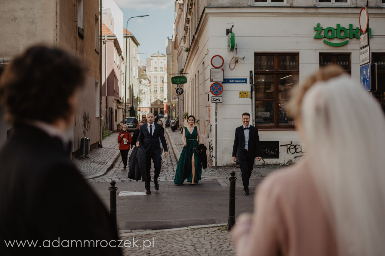 kościół garnizonowy, ślub, zdjęcia ślubne, fotografia