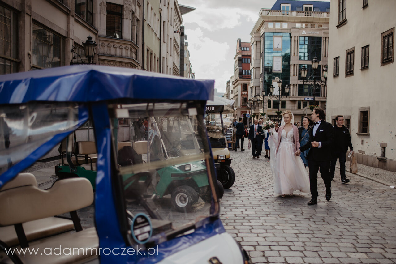 kościół garnizonowy, ślub, zdjęcia ślubne, fotografia