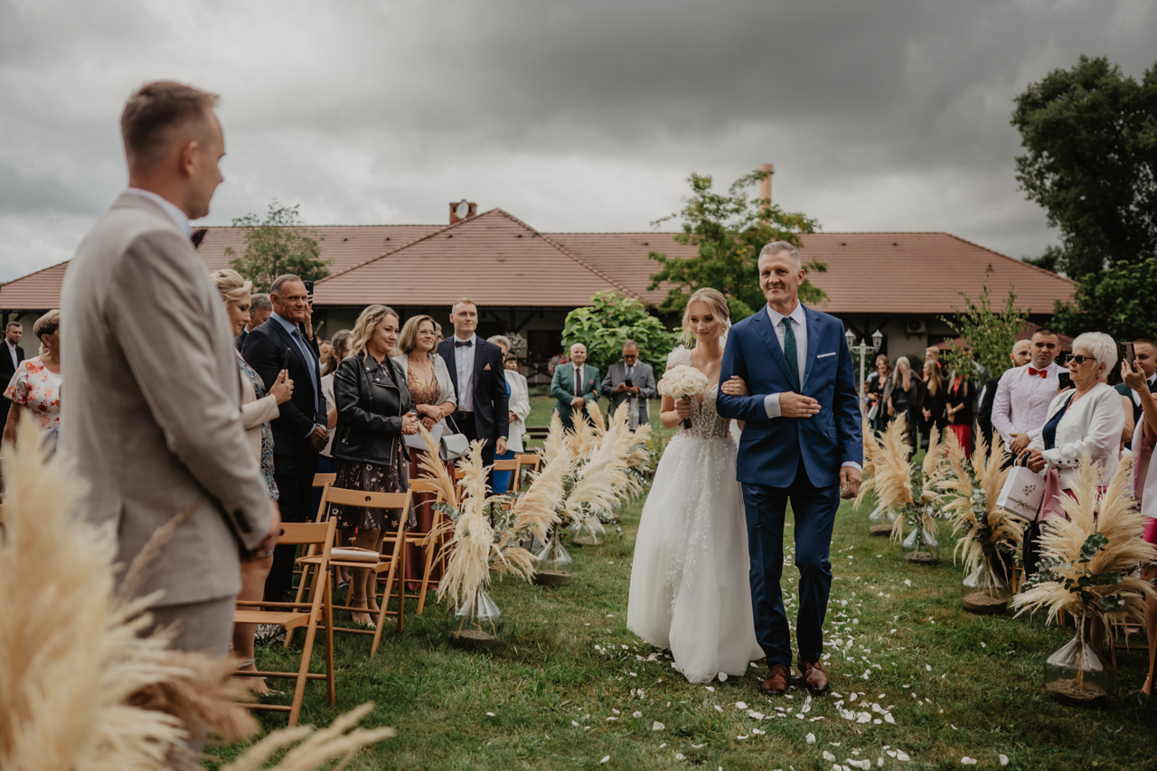 ślub i wesele w restauracji karolówka