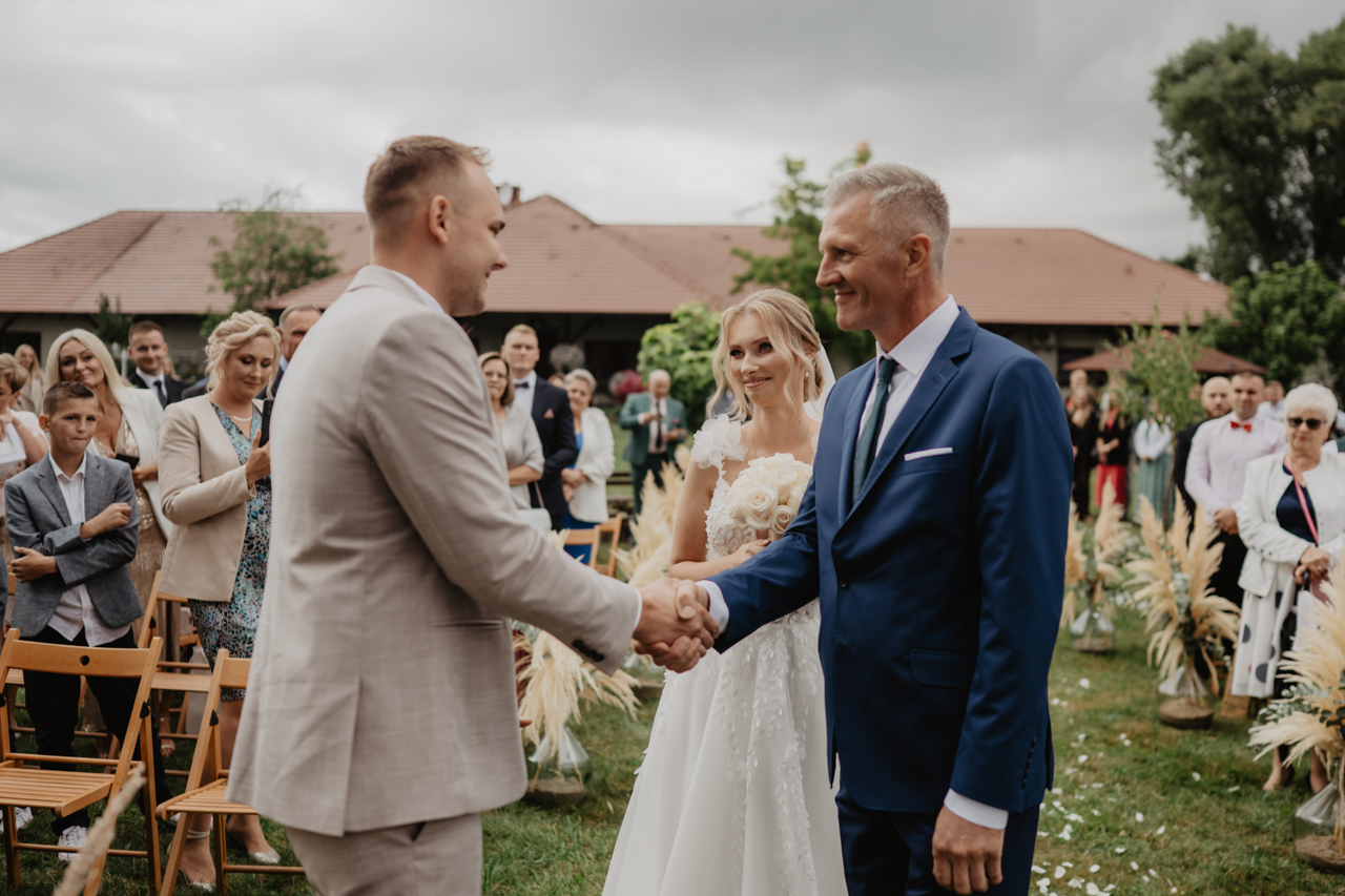 ślub i wesele w restauracji karolówka