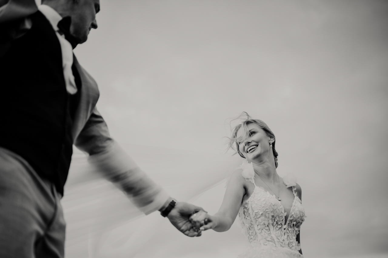 naturalna sesja ślubna w górach Dolny Śląsk